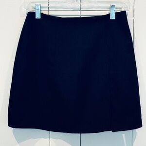 Mid on Trend Black Mini A-line Skirt with Front Thigh Slit
